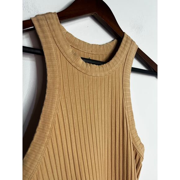 Free people movement tank size small - Picture 2 of 5